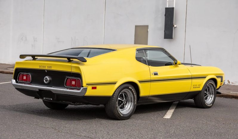
								1971 Ford Mustang Boss V8 full									